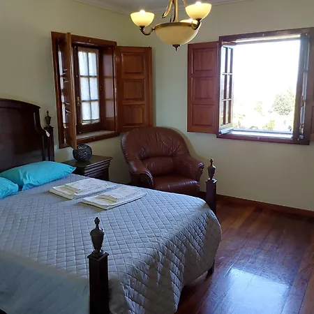 Quinta Fantastica Com Piscina Ferienhaus